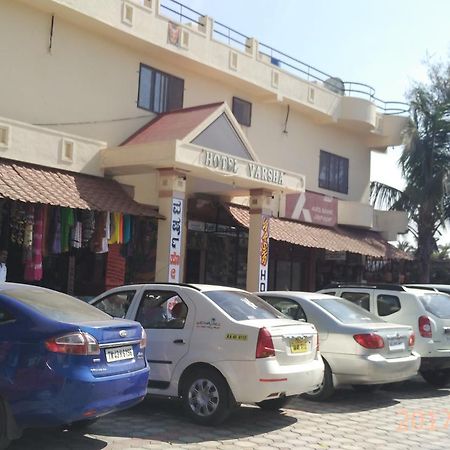 Hotel Varsha Hampi Extérieur photo